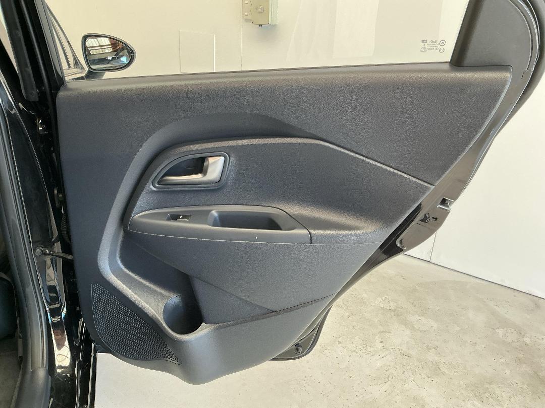 Photo '19' of KIA RIO