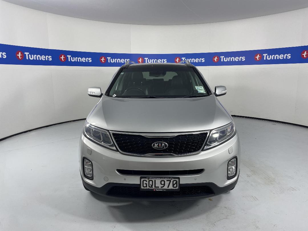 Photo '2' of KIA Sorento Photo '2' of KIA Sorento