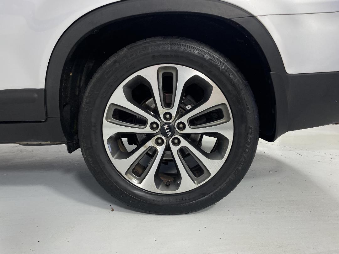 Photo '11' of KIA Sorento Photo '11' of KIA Sorento