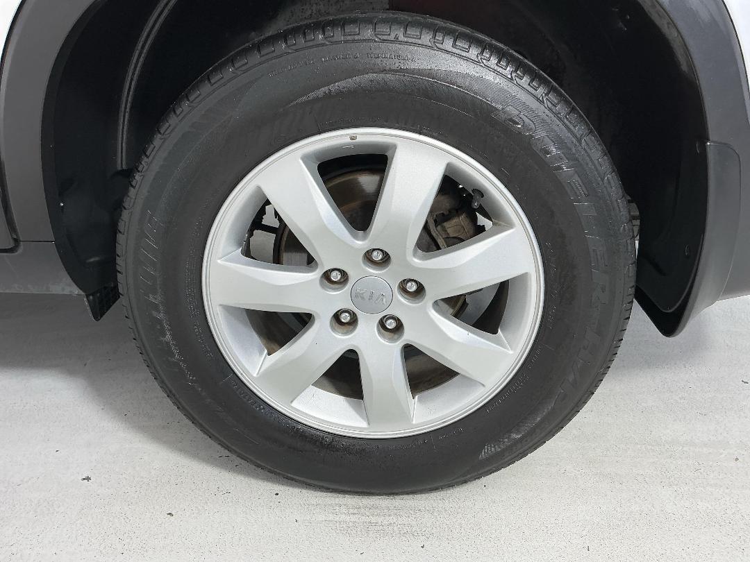 Photo '11' of KIA Sorento