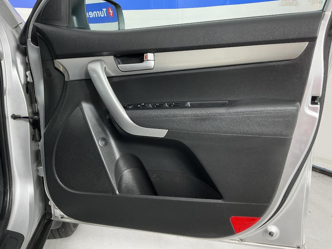 Photo '15' of KIA Sorento