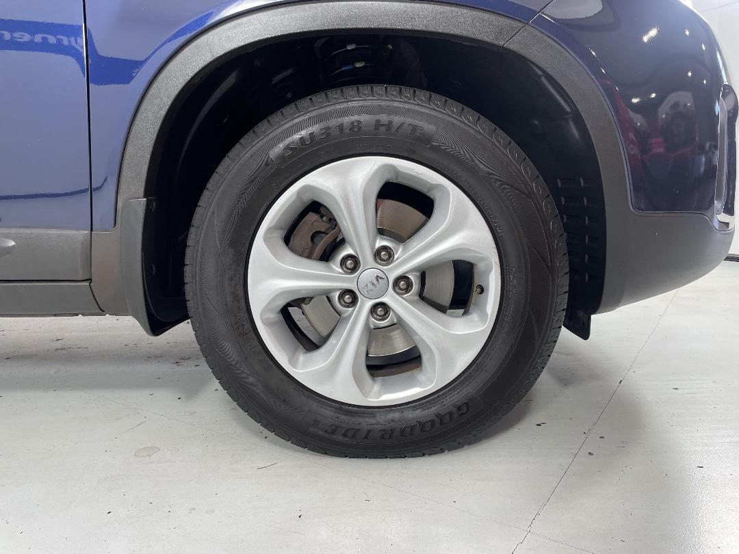 Photo '9' of KIA Sorento