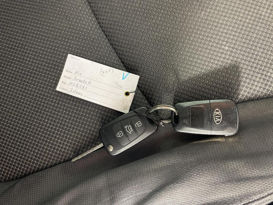 Photo '22' of KIA Sorento R