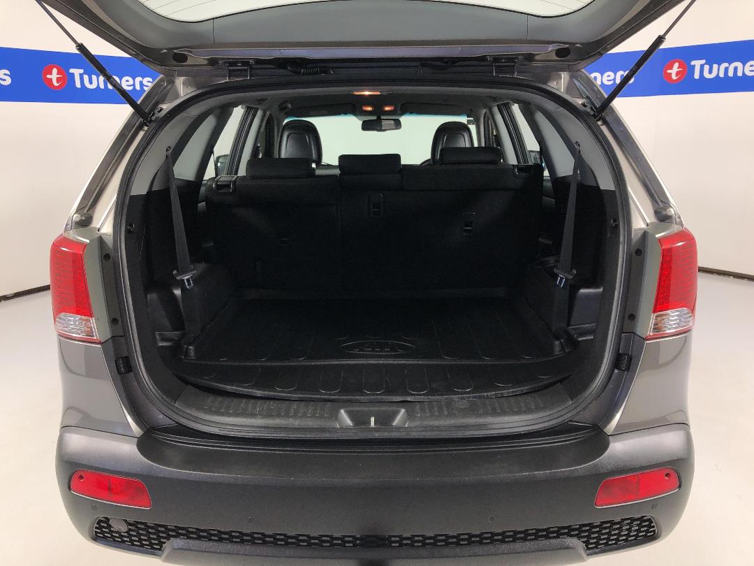 Photo '14' of KIA Sorento R Photo '14' of KIA Sorento R