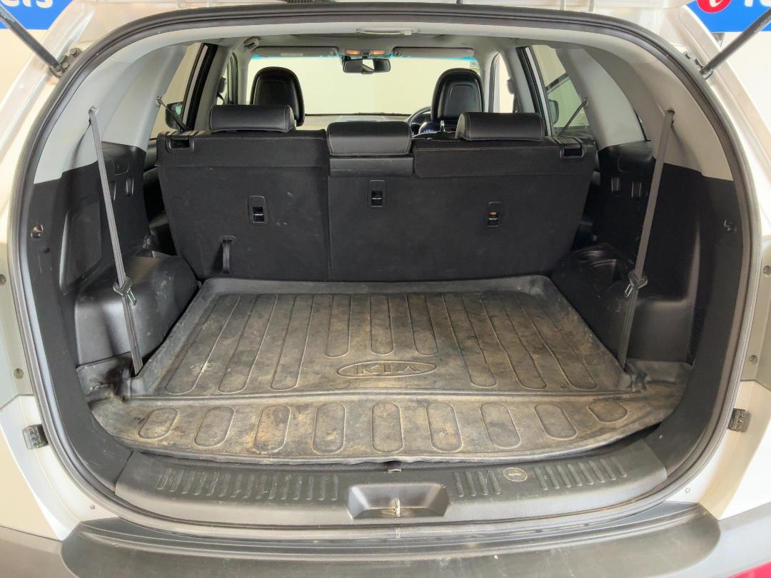 Photo '14' of KIA Sorento R