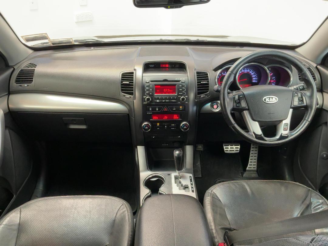 Photo '17' of KIA Sorento R