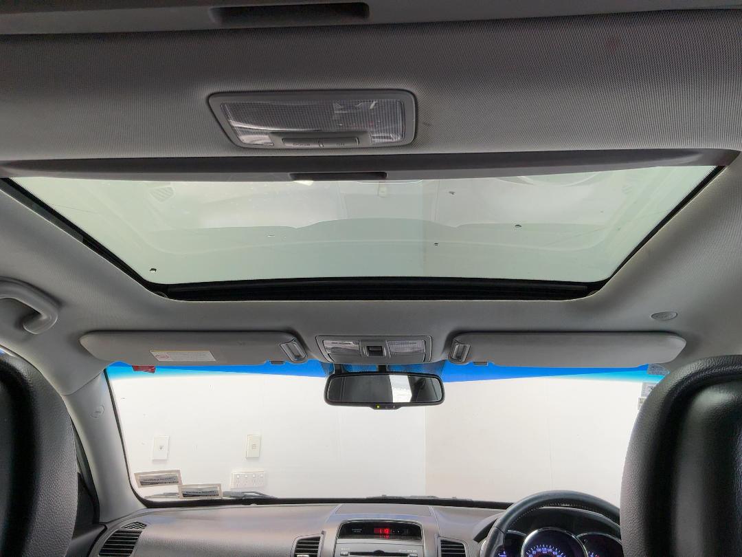 Photo '24' of KIA Sorento R