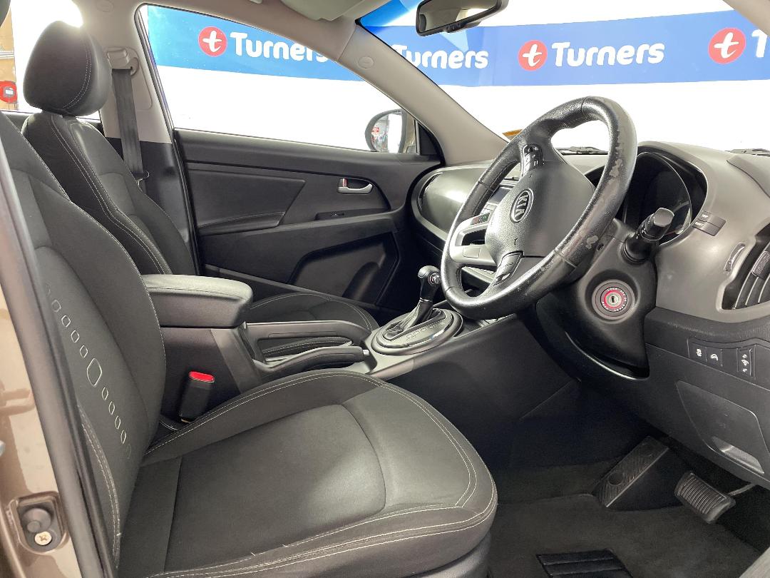 Photo '16' of KIA Sportage Photo '16' of KIA Sportage