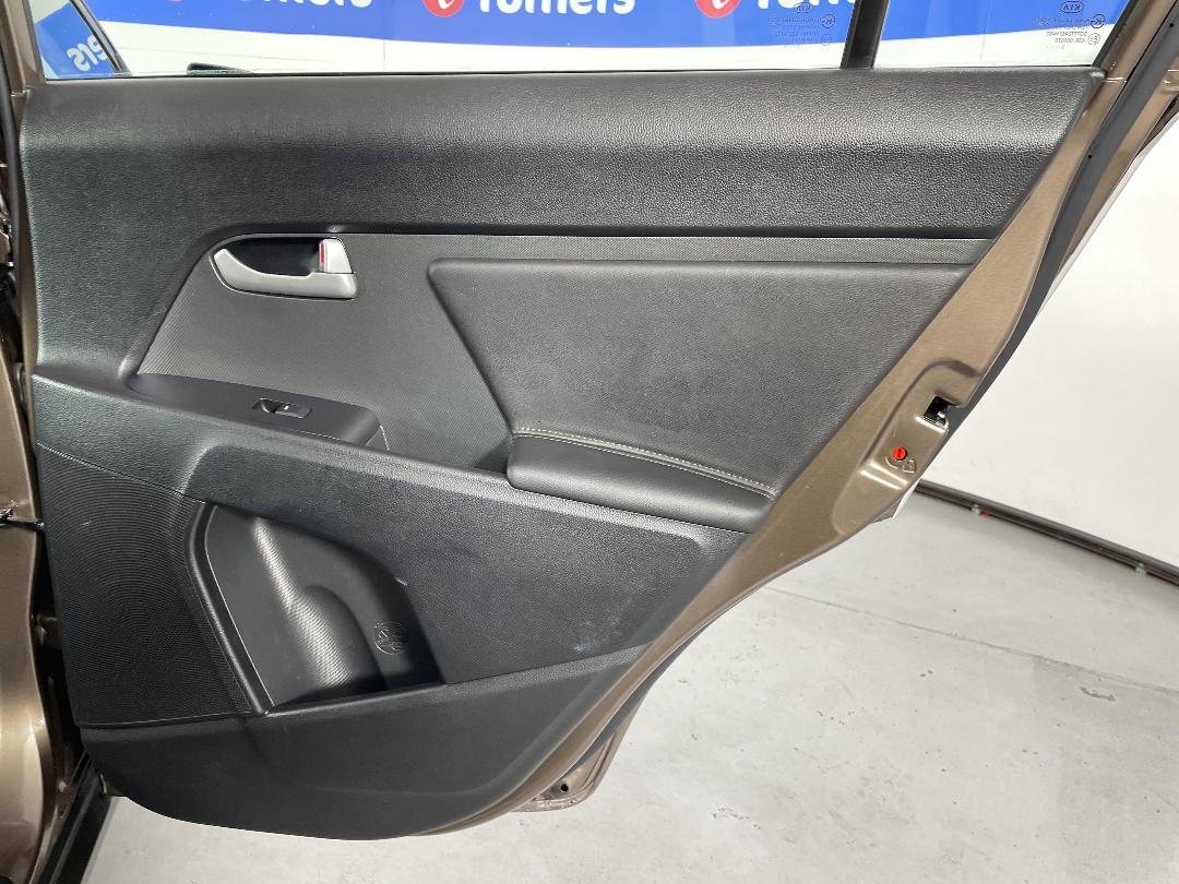 Photo '19' of KIA Sportage Photo '19' of KIA Sportage