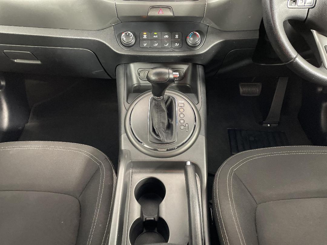 Photo '18' of KIA Sportage Photo '18' of KIA Sportage