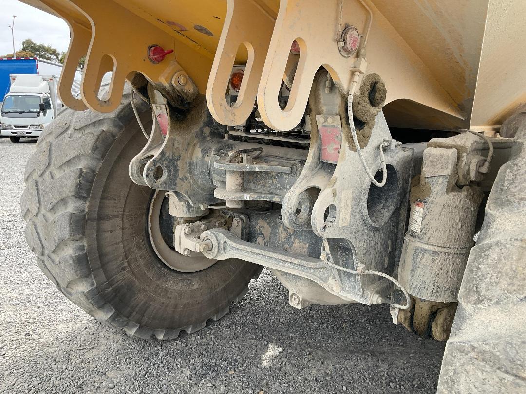 Photo '12' of Komatsu HM400 ADT