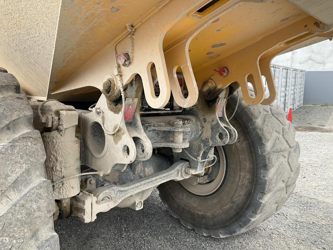 Photo '11' of Komatsu HM400 ADT