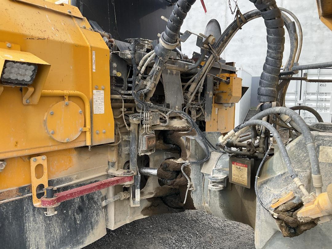 Photo '14' of Komatsu HM400 ADT