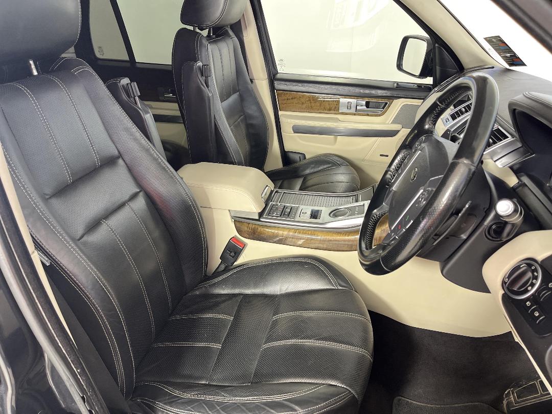 Photo '16' of Land Rover Range Rover