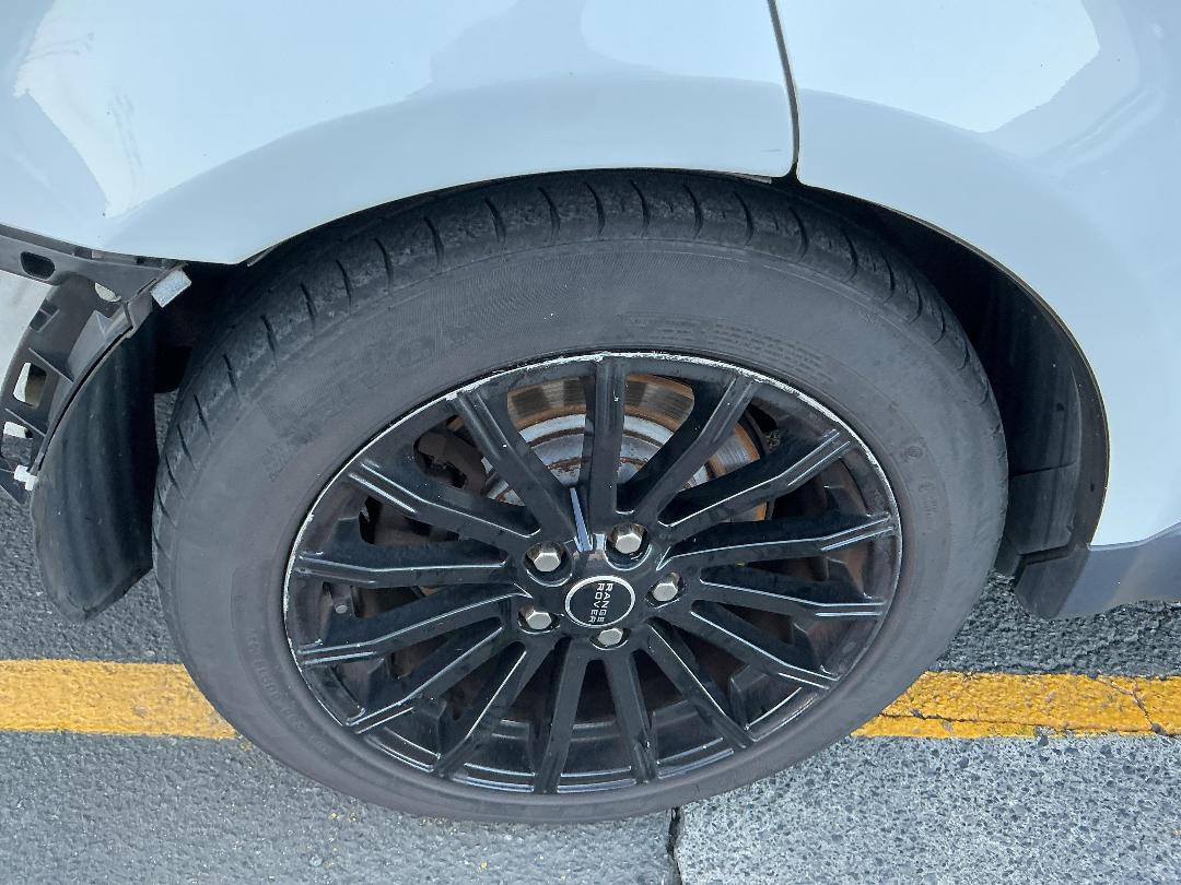 Photo '14' of Land Rover Range Rover Sport TDV6 Photo '14' of Land Rover Range Rover Sport TDV6