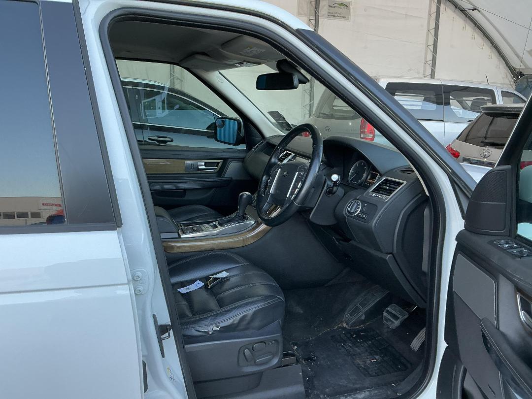 Photo '19' of Land Rover Range Rover Sport TDV6 Photo '19' of Land Rover Range Rover Sport TDV6