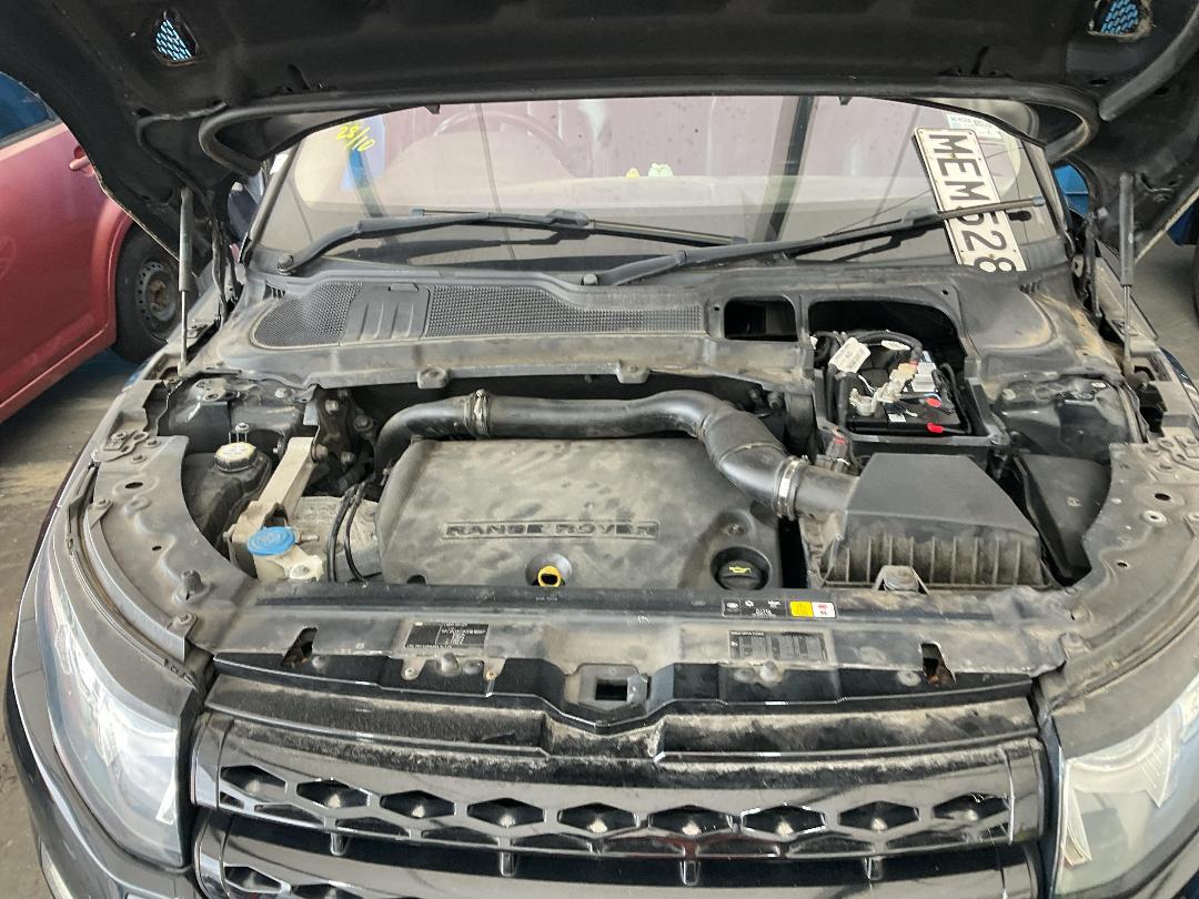 Photo '18' of Land Rover Range Rover Evoque TD4 Dynamic C Photo '18' of Land Rover Range Rover Evoque TD4 Dynamic C