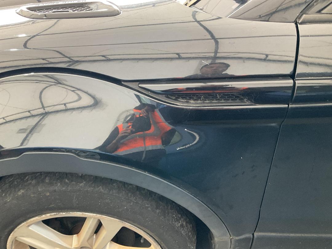 Photo '12' of Land Rover Range Rover Evoque TD4 Dynamic C Photo '12' of Land Rover Range Rover Evoque TD4 Dynamic C