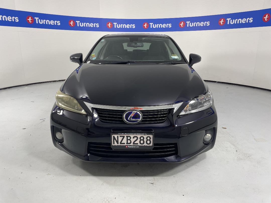 Photo '2' of Lexus CT200H Photo '2' of Lexus CT200H