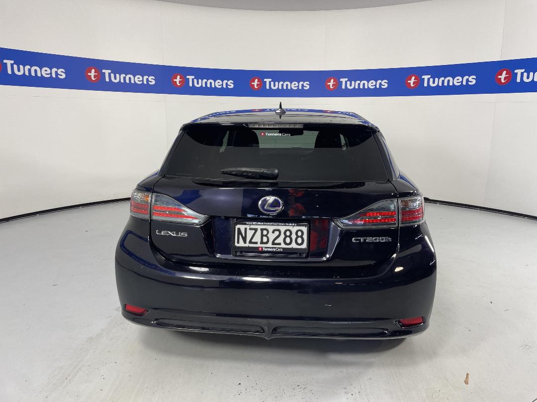 Photo '6' of Lexus CT200H Photo '6' of Lexus CT200H