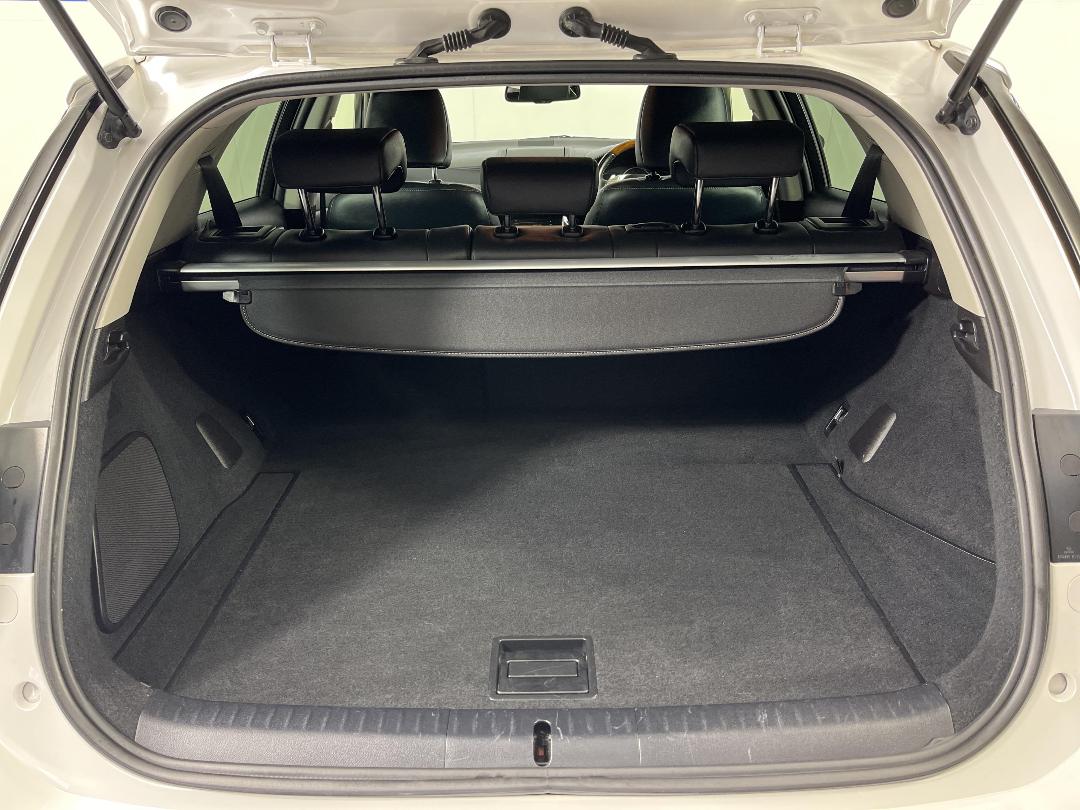 Photo '14' of Lexus CT200H Photo '14' of Lexus CT200H