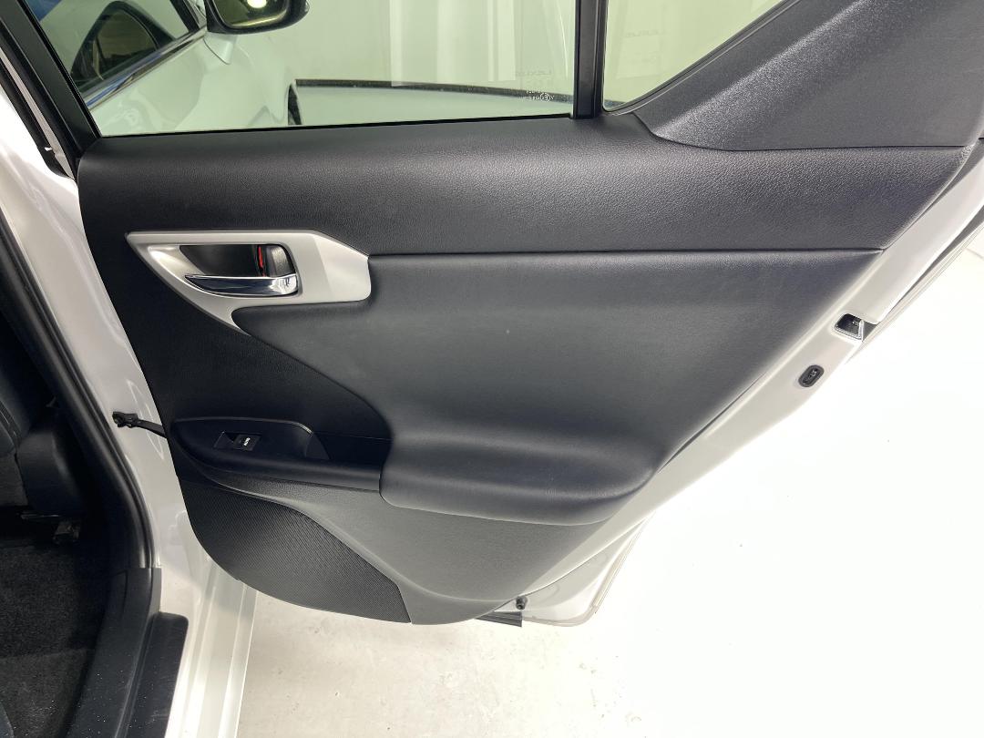 Photo '19' of Lexus CT200H Photo '19' of Lexus CT200H