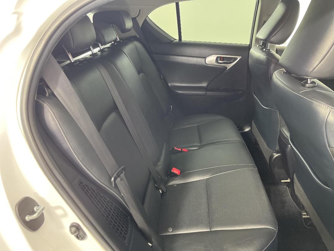 Photo '20' of Lexus CT200H Photo '20' of Lexus CT200H