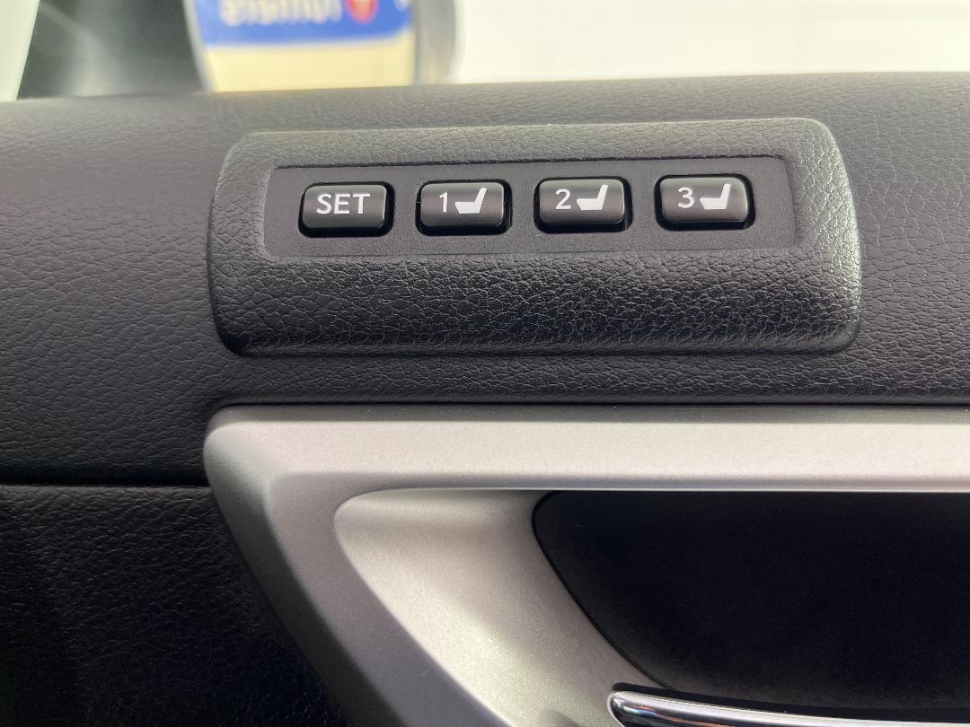 Photo '32' of Lexus CT200H Photo '32' of Lexus CT200H