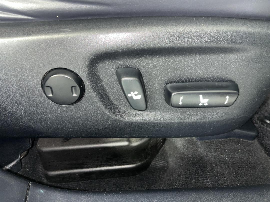 Photo '31' of Lexus CT200H Photo '31' of Lexus CT200H