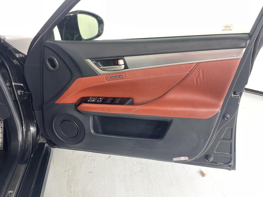 Photo '15' of Lexus GS250