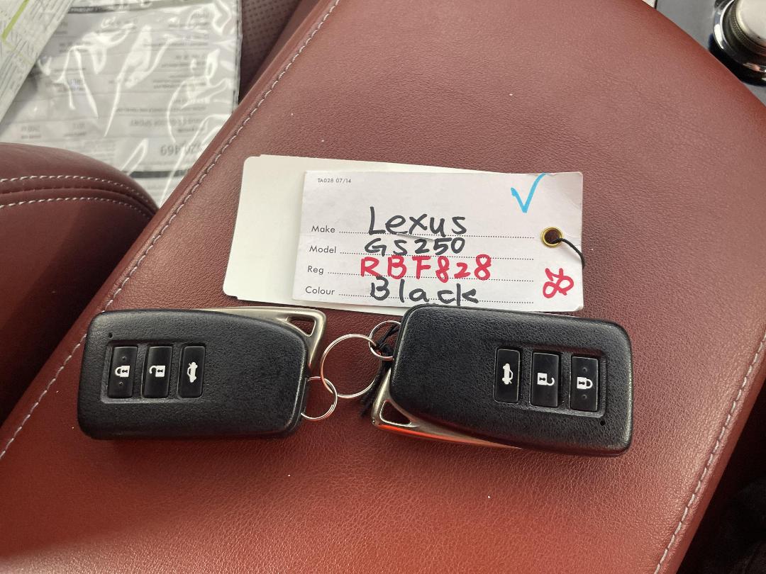 Photo '22' of Lexus GS250