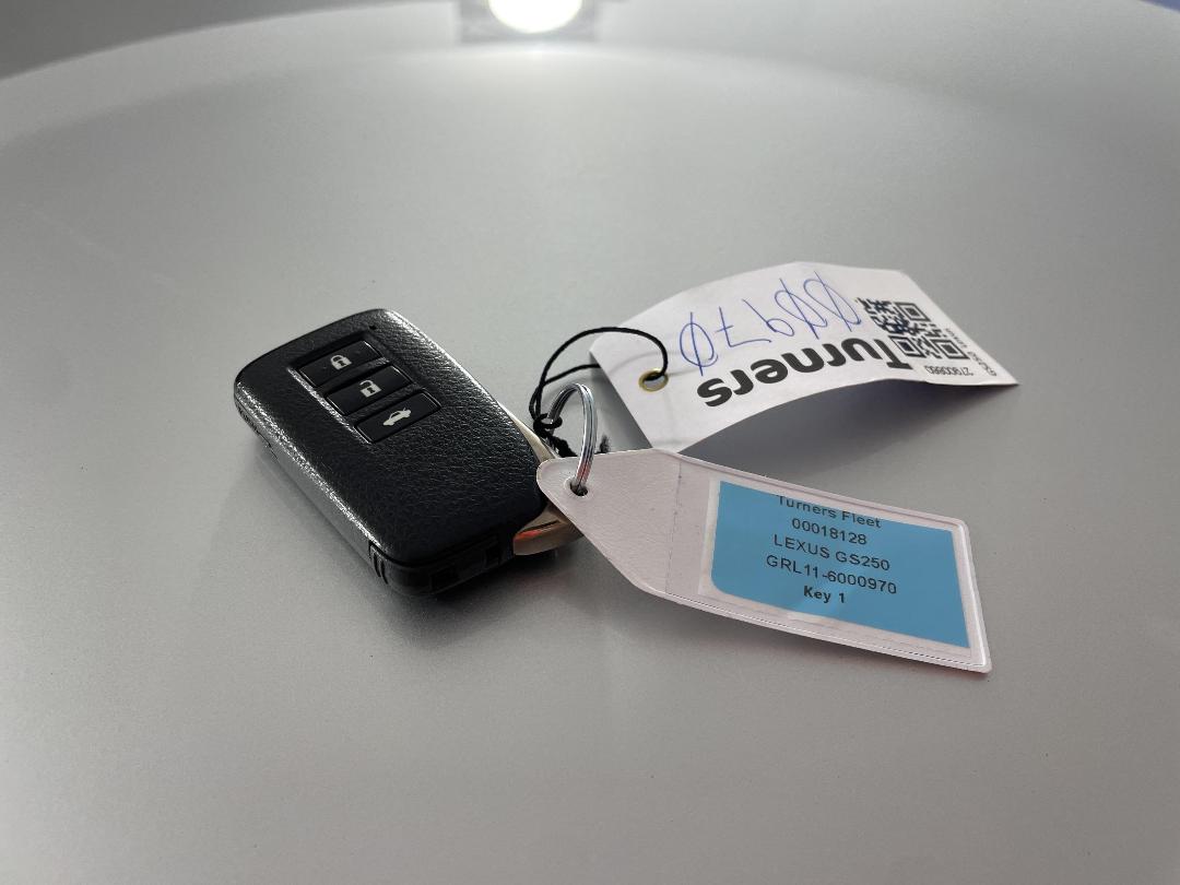 Photo '22' of Lexus GS250