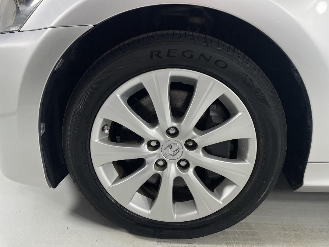 Photo '10' of Lexus GS450H