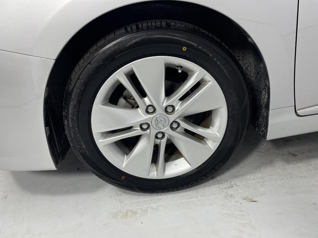 Photo '10' of Lexus HS250H Photo '10' of Lexus HS250H