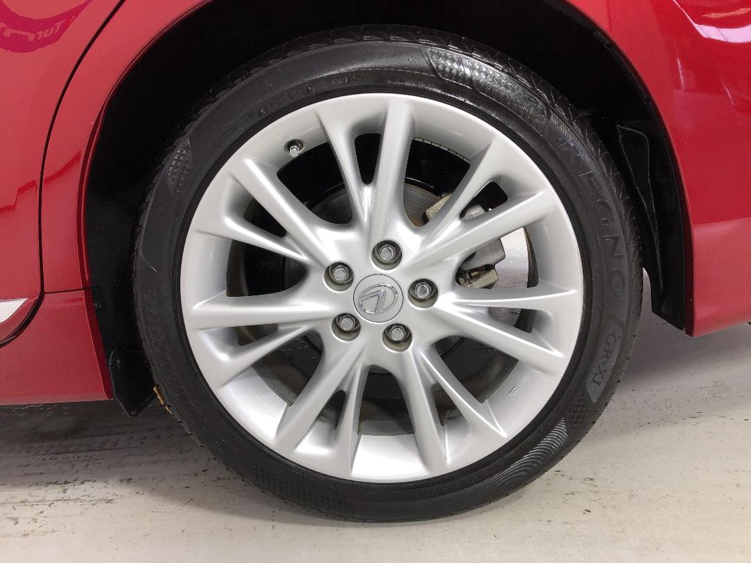 Photo '11' of Lexus HS250H