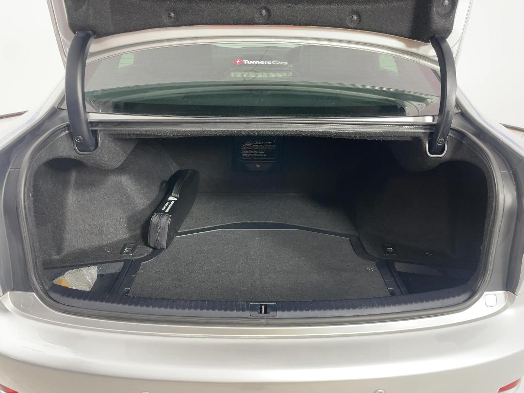 Photo '14' of Lexus IS350