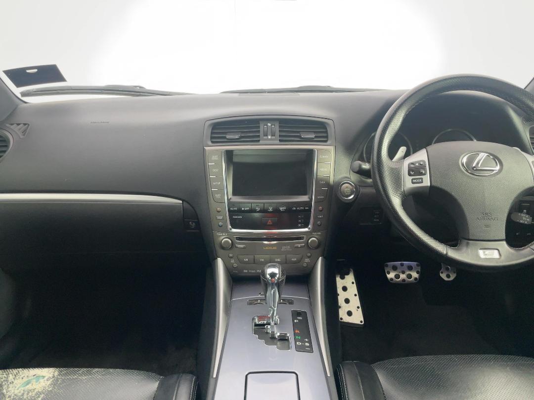 Photo '17' of Lexus IS350