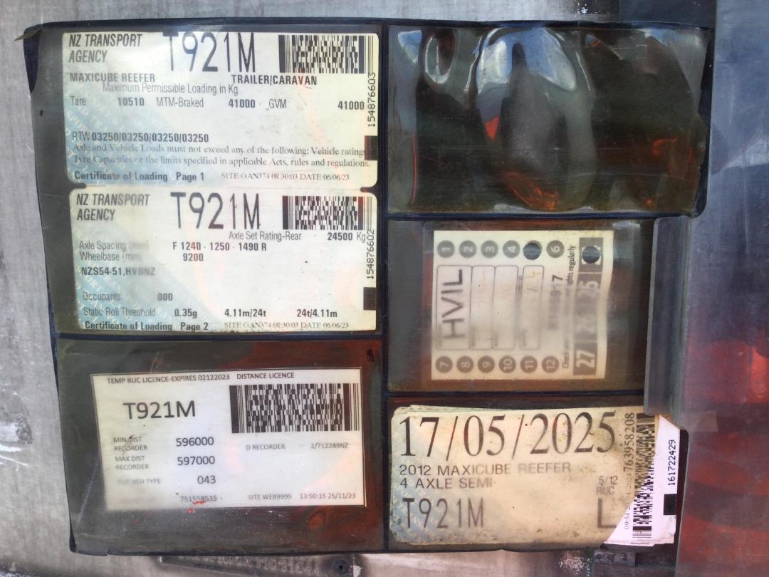 Photo '43' of Maxicube Reefer 4A Chiller Trailer Semi Photo '43' of Maxicube Reefer 4A Chiller Trailer Semi