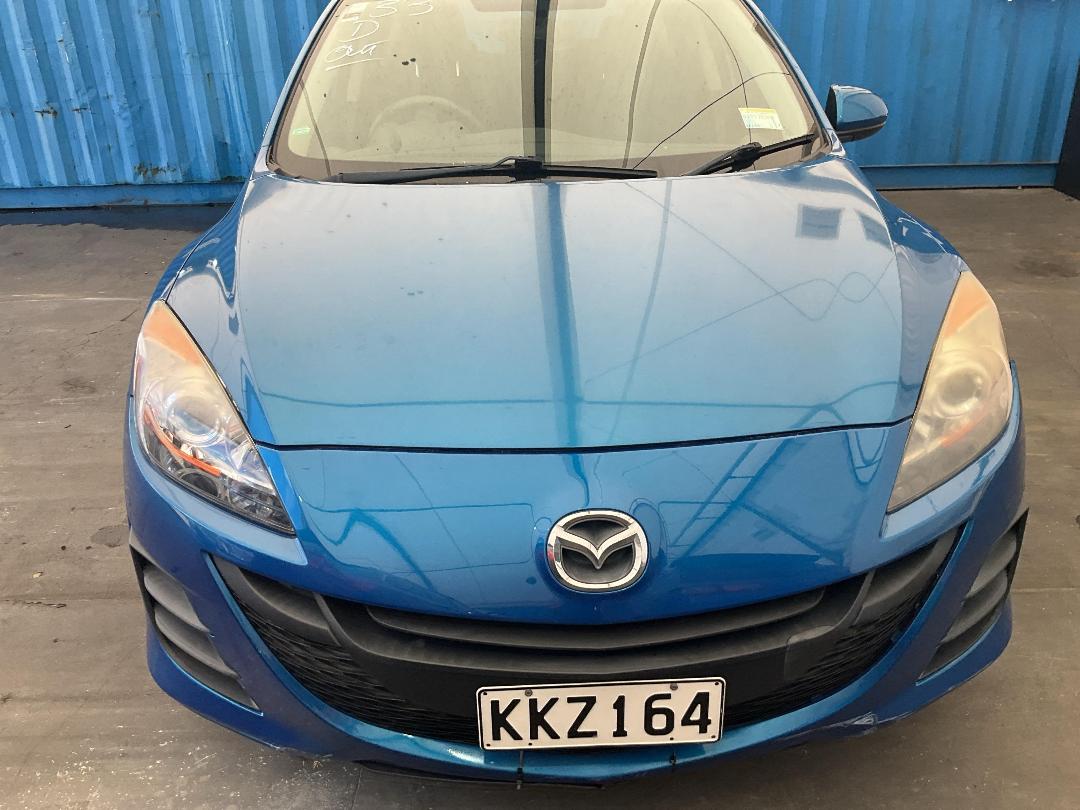 Photo '2' of Mazda 3