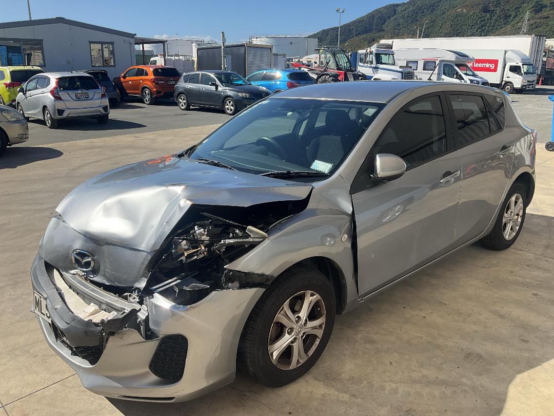 Photo '2' of Mazda 3 2.0