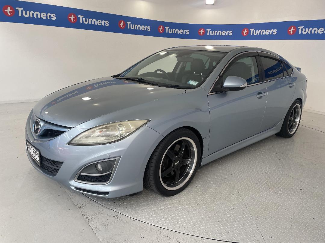 Photo '4' of Mazda Atenza