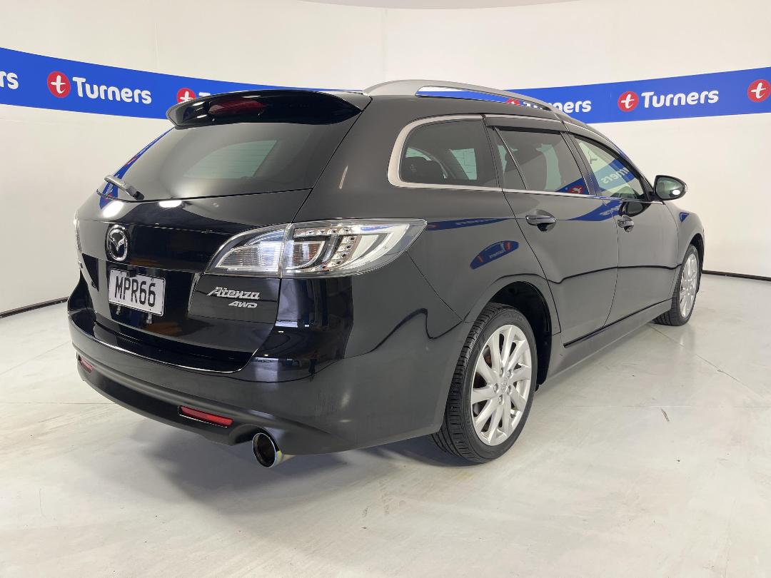 Photo '7' of Mazda Atenza