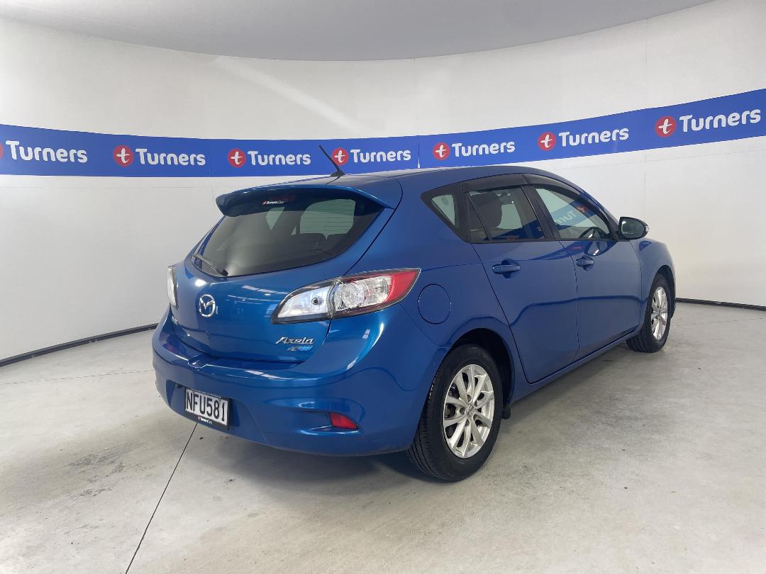 Photo '7' of Mazda Axela Photo '7' of Mazda Axela