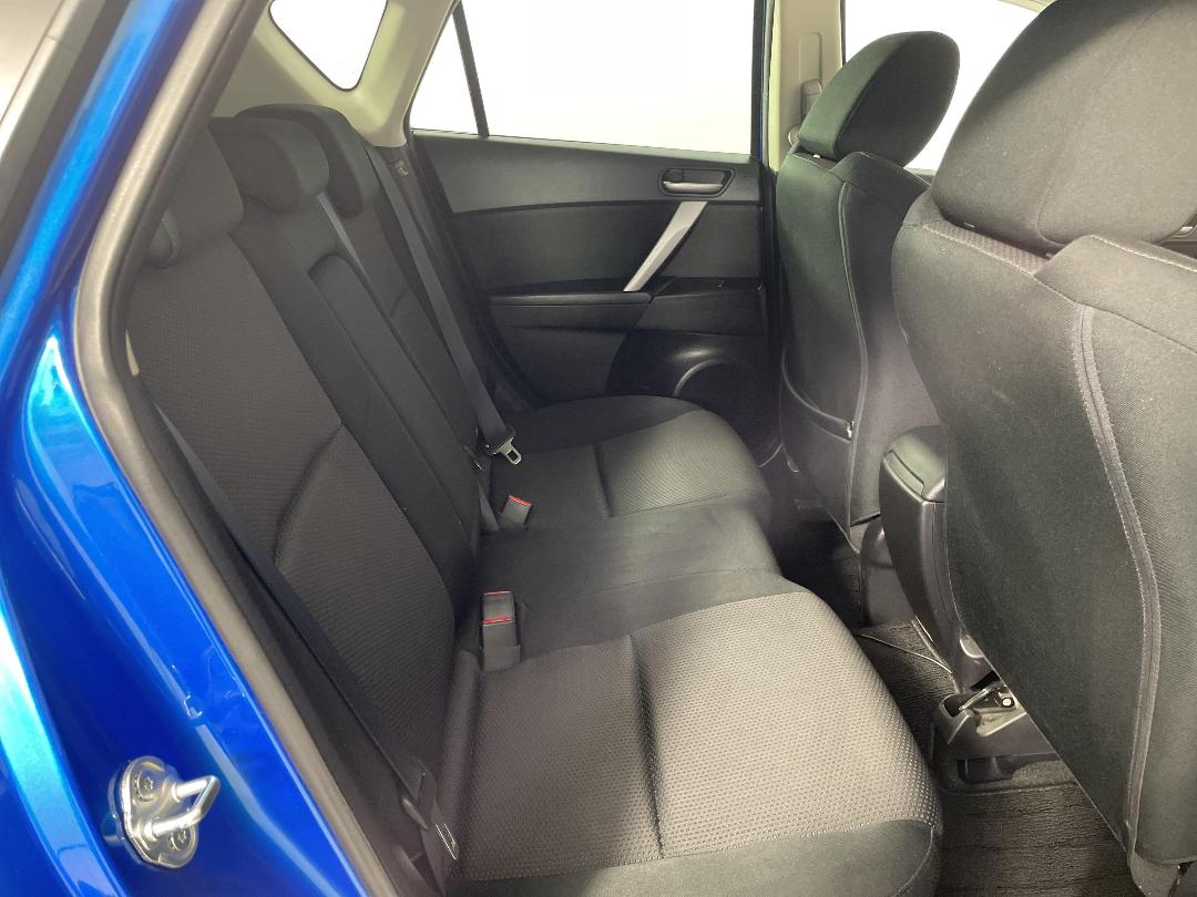 Photo '20' of Mazda Axela