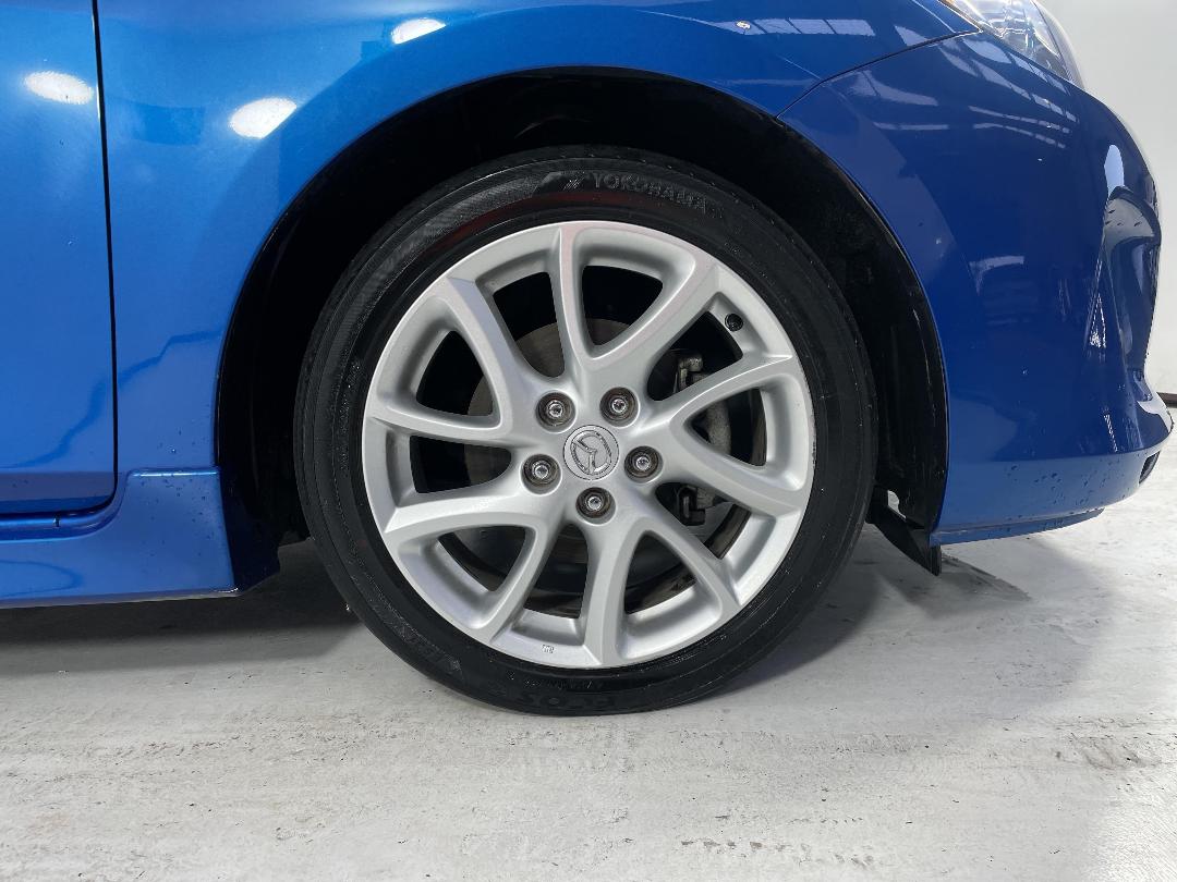 Photo '9' of Mazda Axela