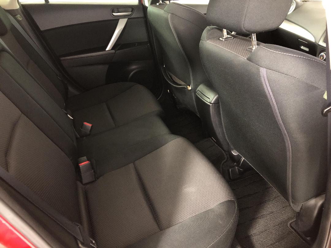 Photo '20' of Mazda Axela Photo '20' of Mazda Axela