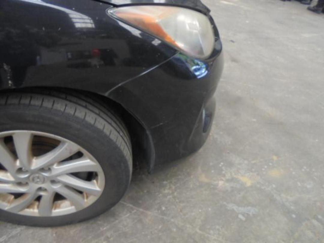 Photo '5' of Mazda Axela