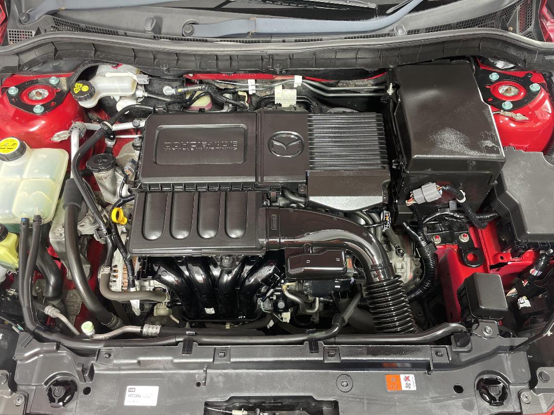 Photo '13' of Mazda Axela