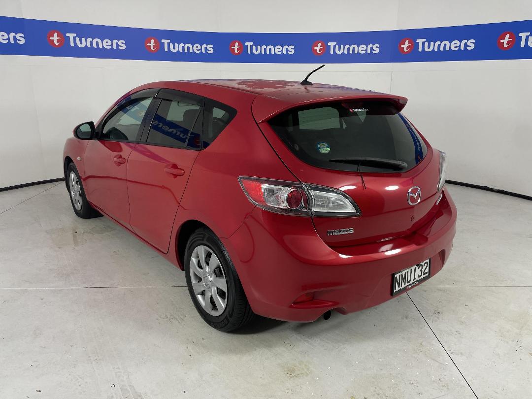 Photo '5' of Mazda Axela