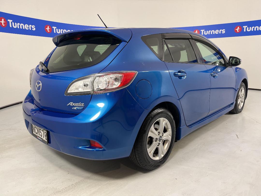 Photo '7' of Mazda Axela